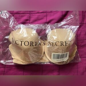 36DD Body by Victoria Lightly Lined Full Coverage NEW with tags *never opened*